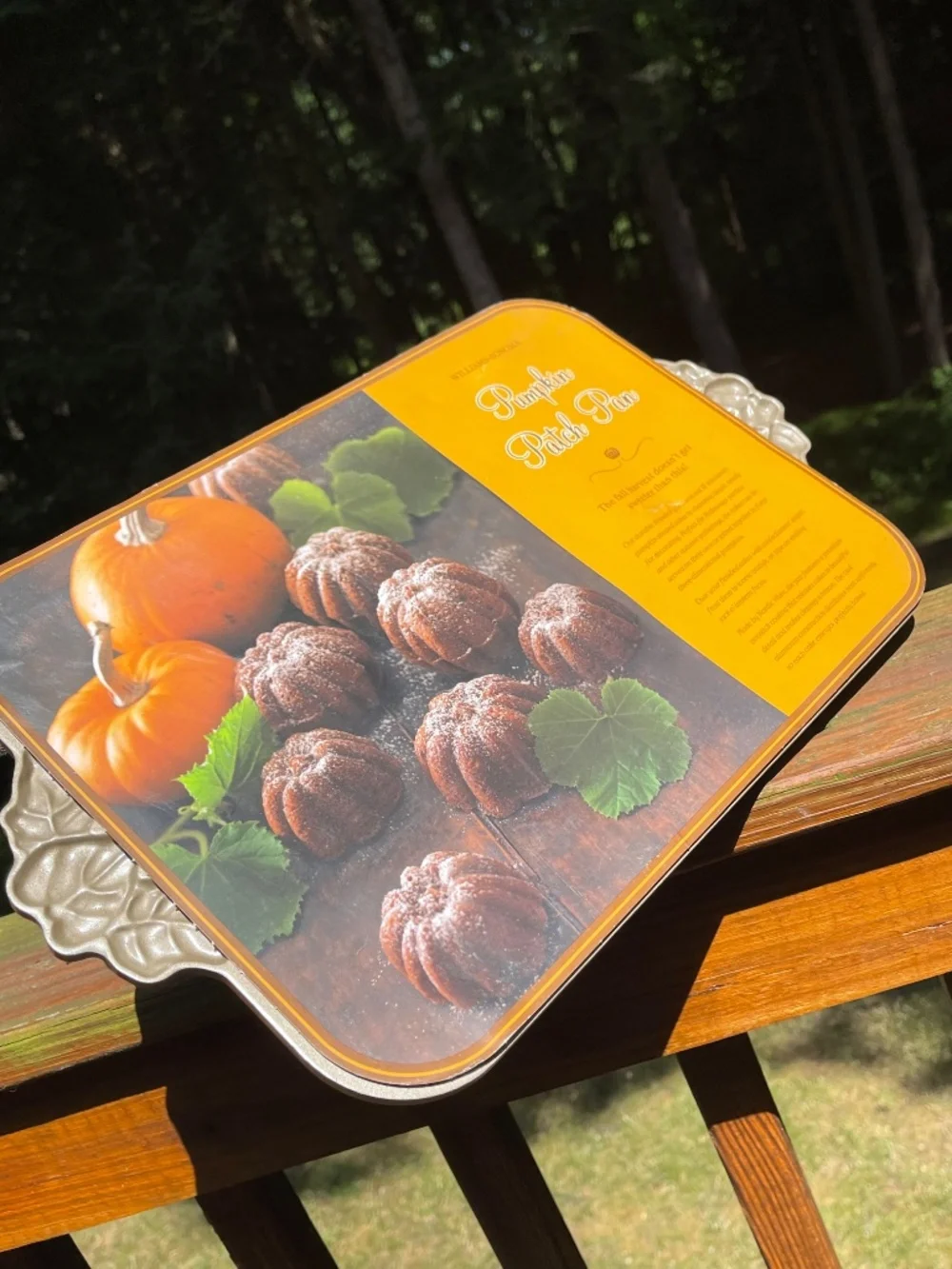 Nordic Ware Pumpkin Patch Pan. 6 cups -12 Pumpkin Cakes - NEW!